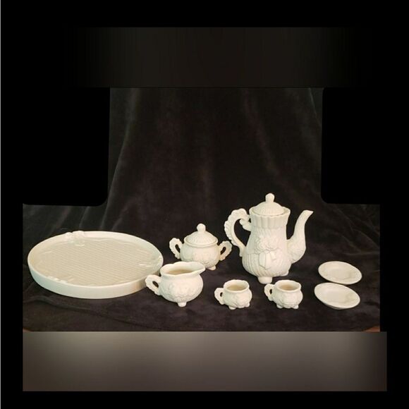 Vintage 10 Pc Miniature Jade (Ceramic) Floral Tea Set - Picture 2 of 12